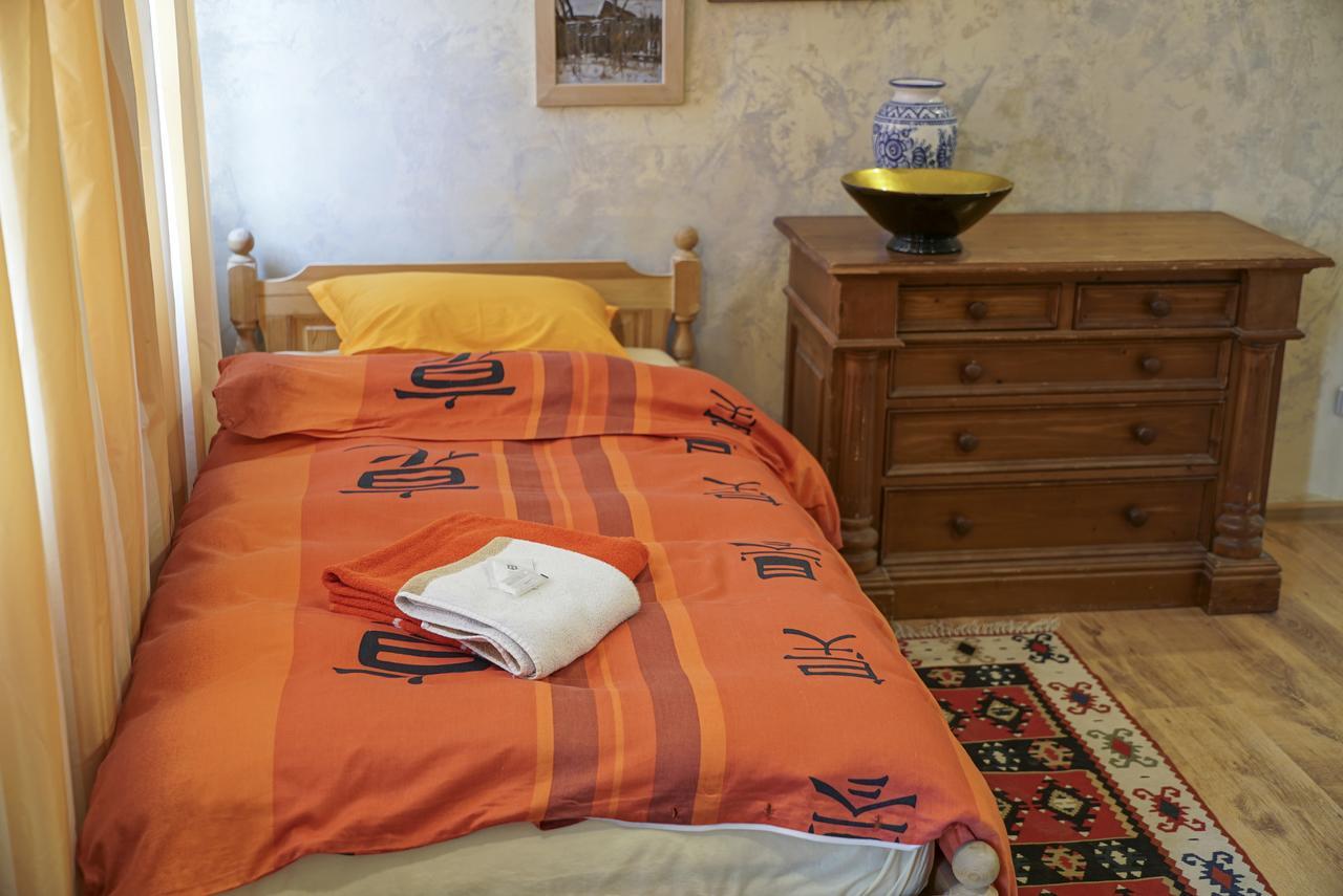 Rooster Hostel Veliko Tarnovo Eksteriør billede